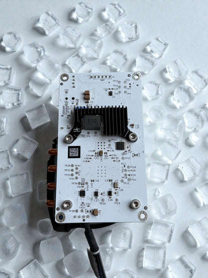 Bitaxe "IceAxe" Gamma Ultimate Edition 1 - Polarblocks